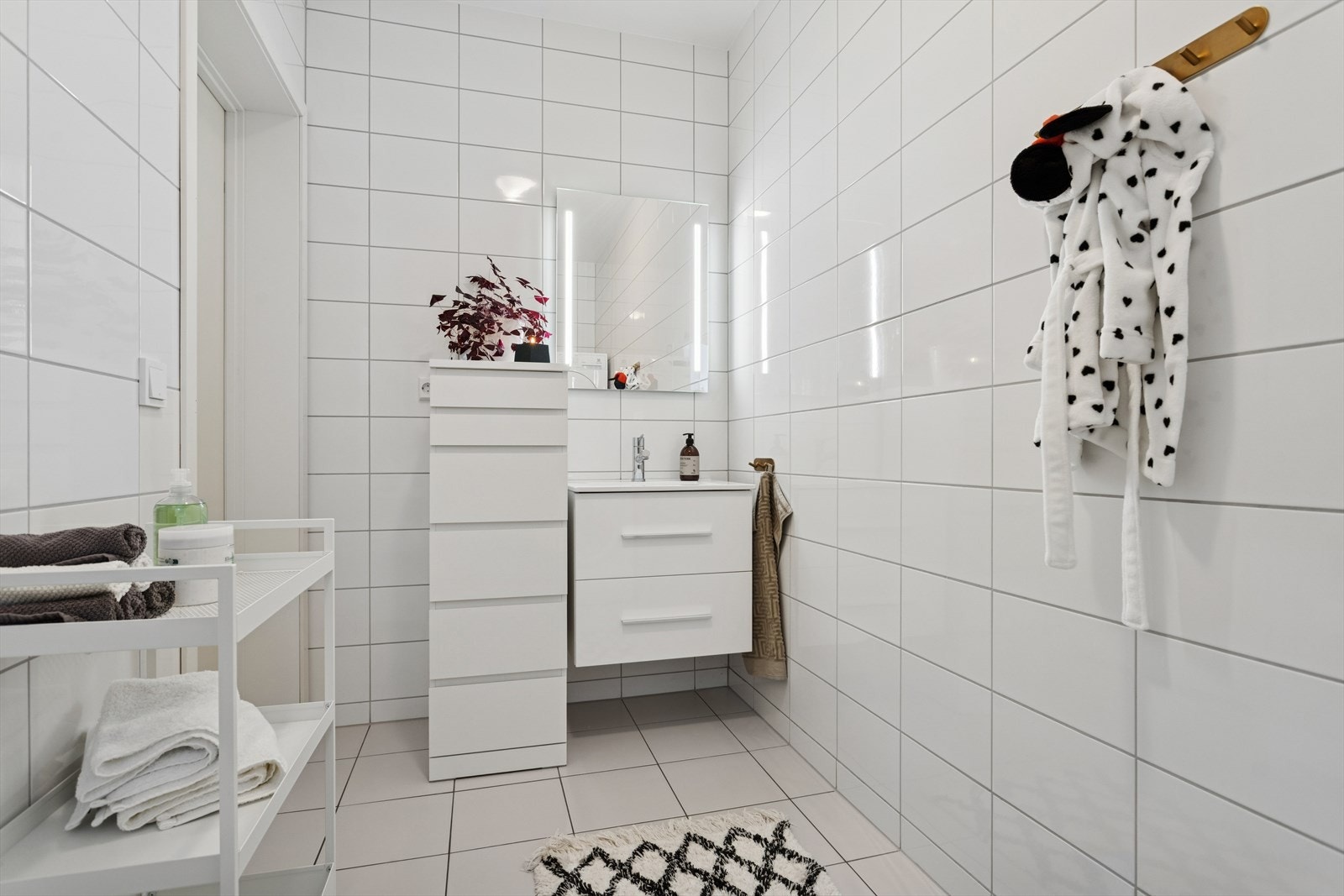Badet fremstår som pent brukt og har fått TG 1 av takstmann. Galleribilde