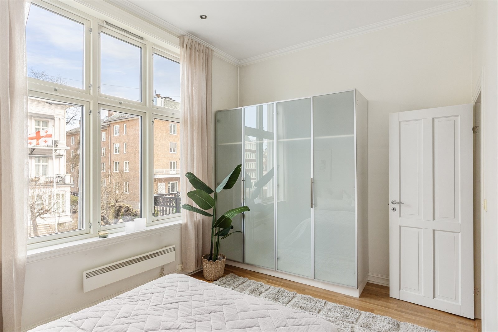 I tillegg er det plass til et garderobeskap. Galleribilde