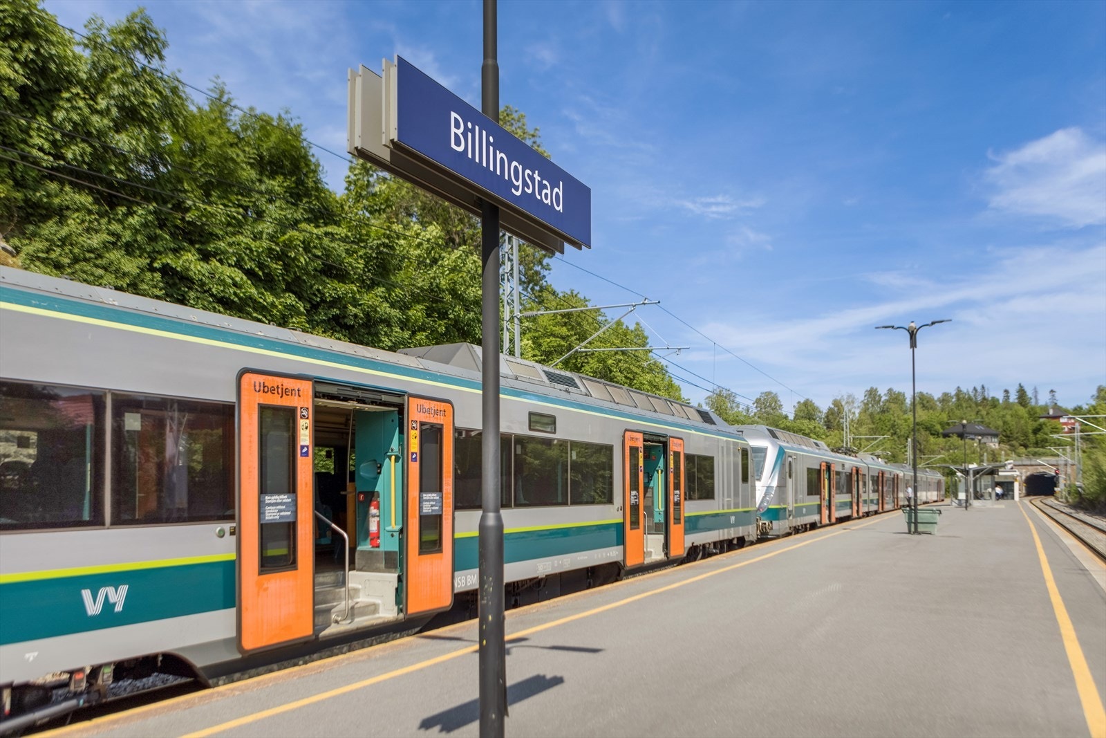Det er kort avstand til togstasjonen på Billingstad. Galleribilde
