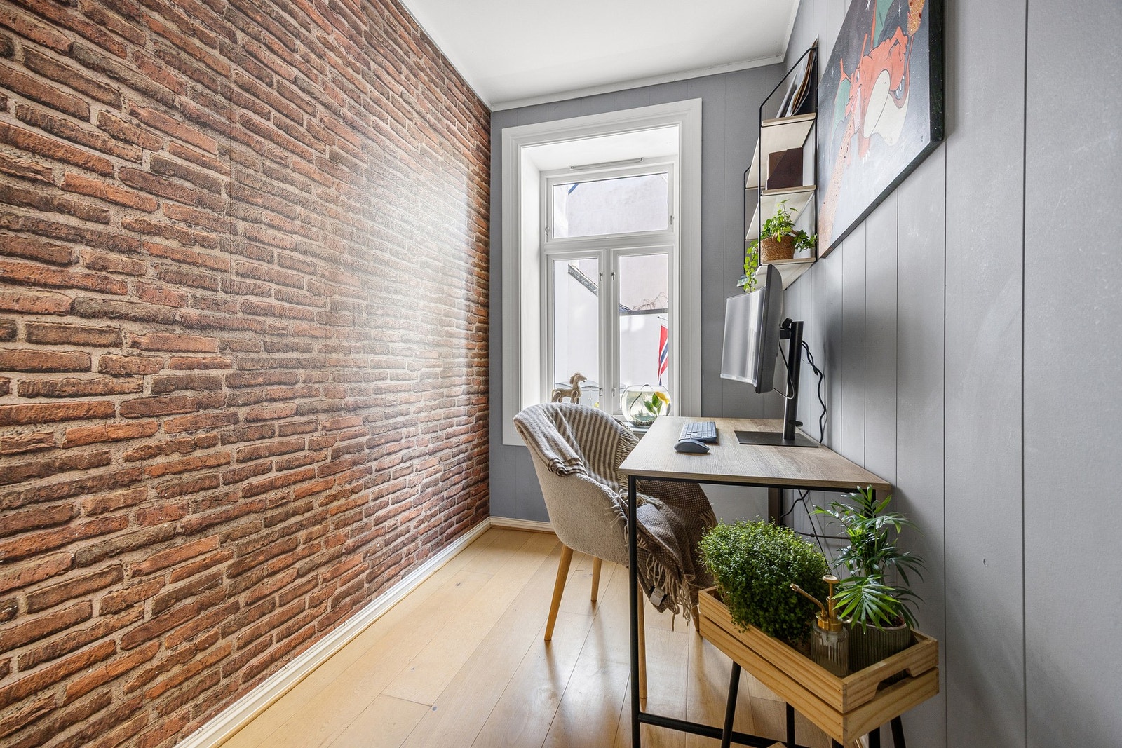 Soverom II vender mot bakgård. Galleribilde