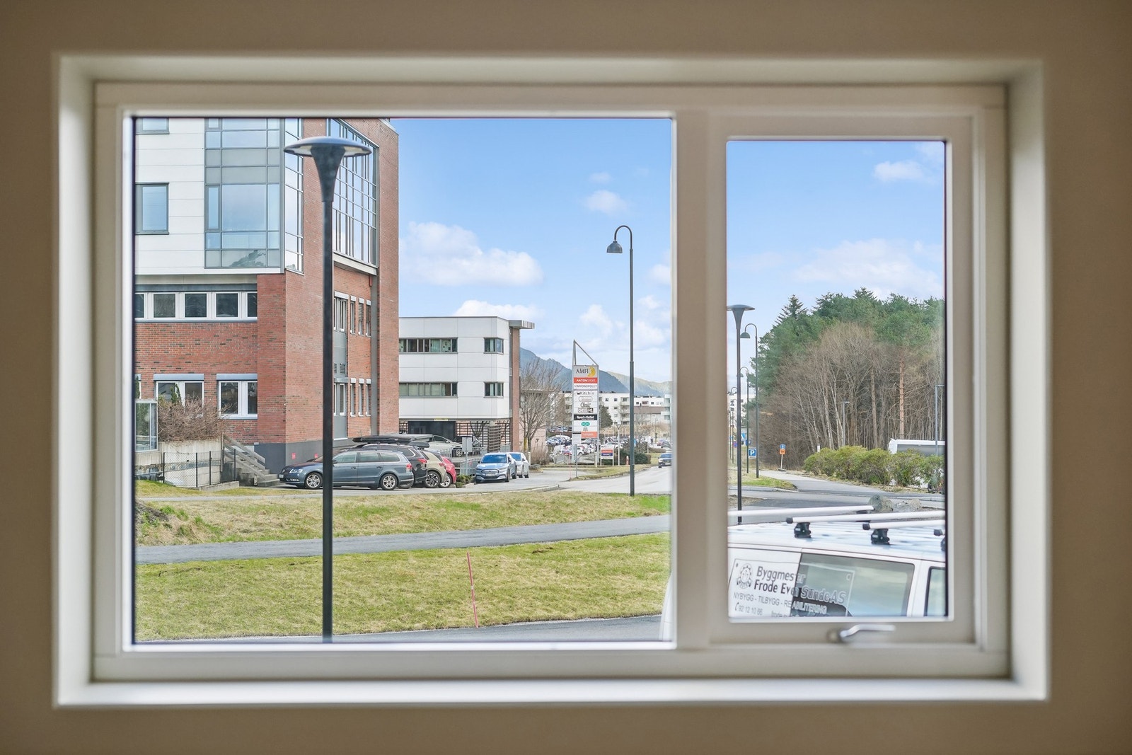 Fra stuevinduet Galleribilde