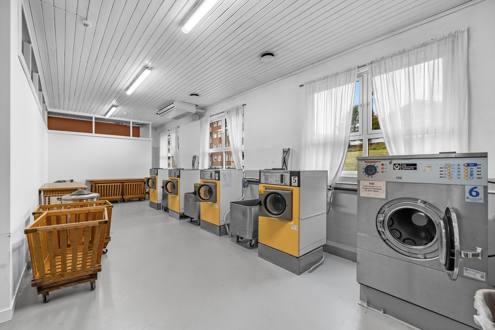 Borettslaget har fellesvaskeri som kan benyttes av beboerne. Galleribilde