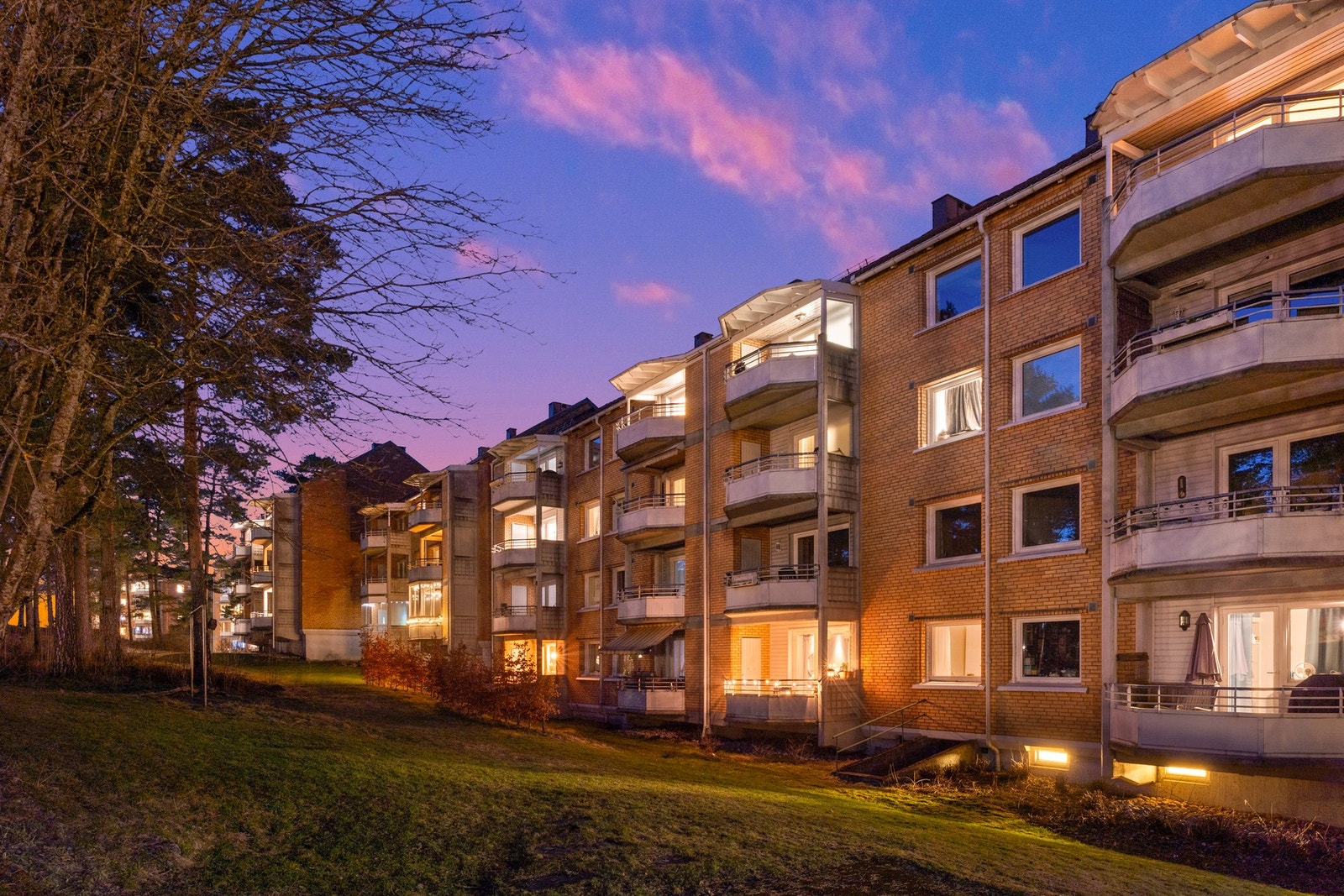 I nærområdet finner du flotte fri- og turområder, som Lambertseter lysløype og Østensjøvannet. Galleribilde