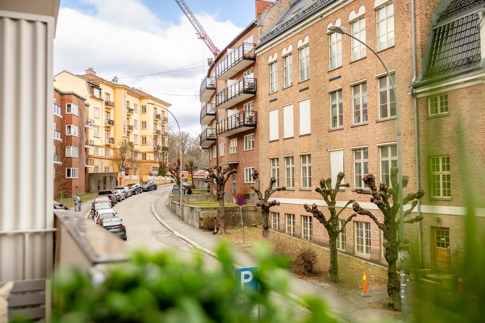 Hyggelig utsikt over nabolaget. Galleribilde