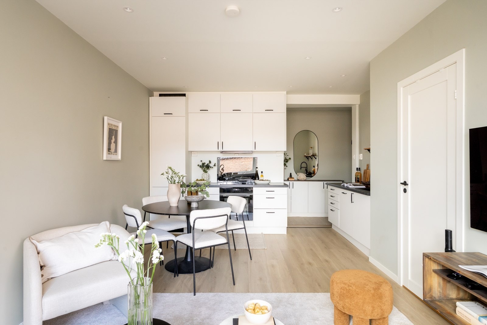 Laminatgulv fra Berry Alloc med Pergo Smart underlag. Galleribilde