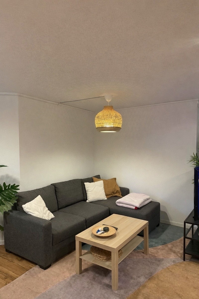Sofa og tv-krok Galleribilde