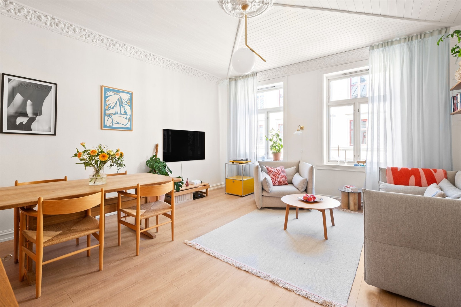 Tom Martinsen v/Krogsveen ønsker velkommen til Urtegata 32C! Galleribilde