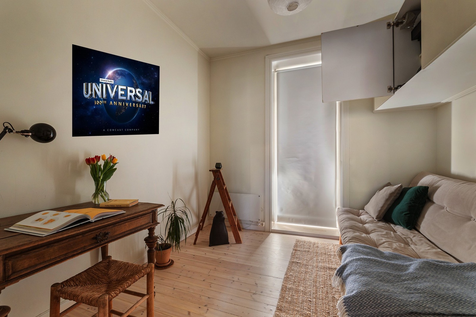 Her har selger laget sin egen hjemmekino, hvor projektor kan følge om ønskelig. Galleribilde
