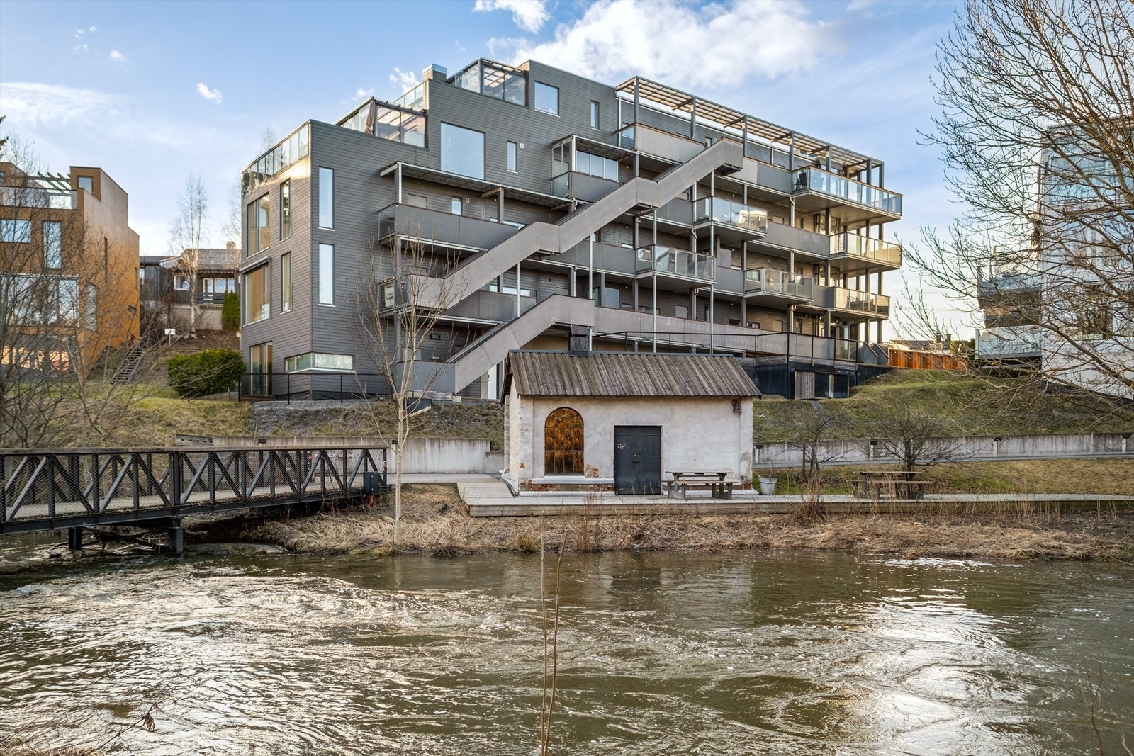 Her har du direkte nærhet til både byliv og natur Galleribilde