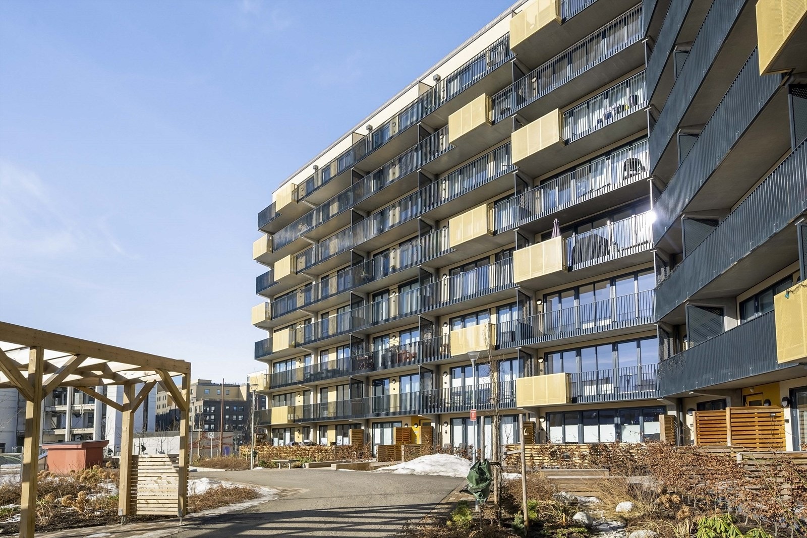 Ulvenkroken 1 Borettslag er en del av et moderne boligprosjekt ferdigstilt i 2024. Galleribilde