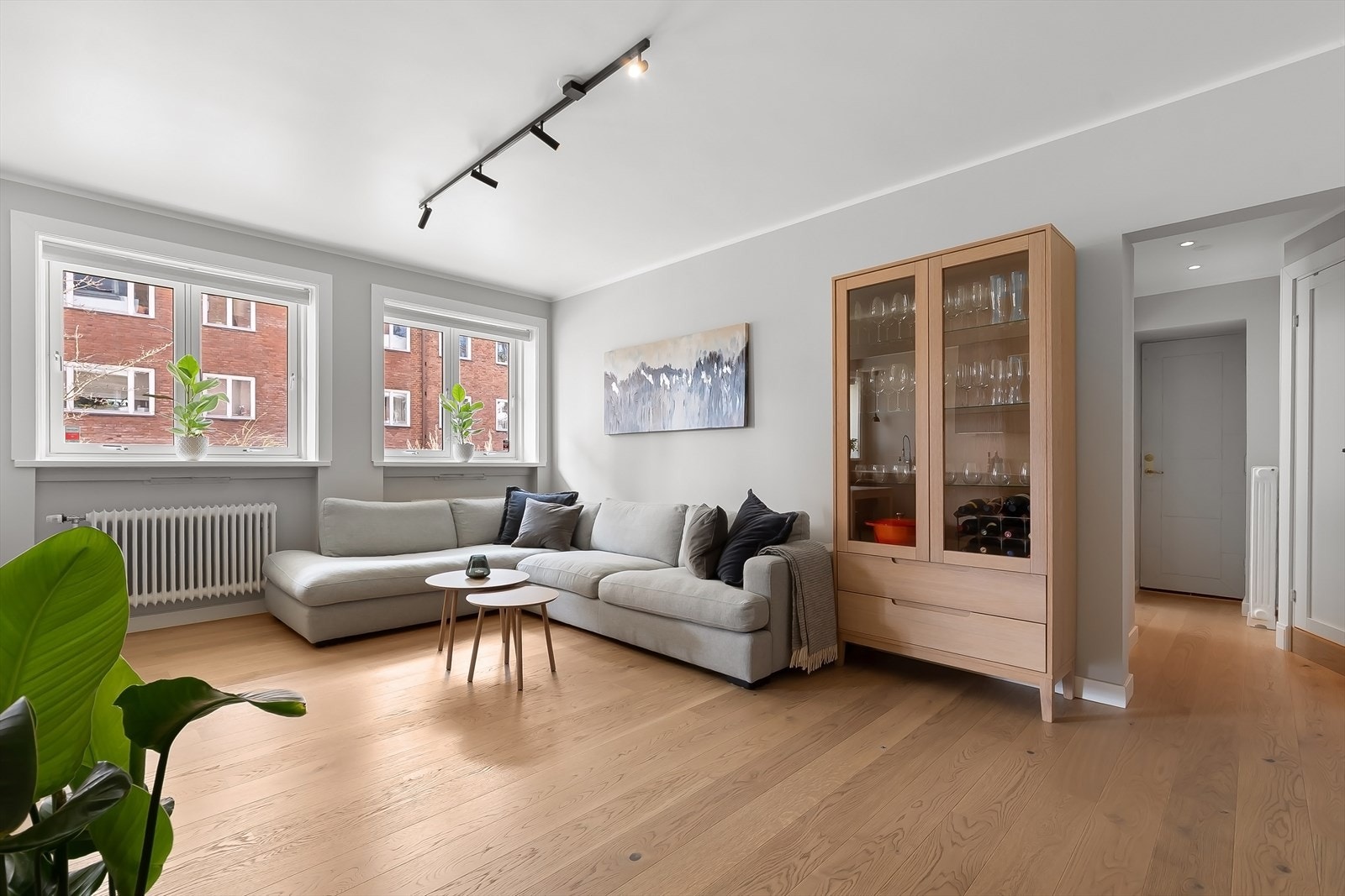 Leiligheten ligger skjermet til vendt mot bakgård Galleribilde