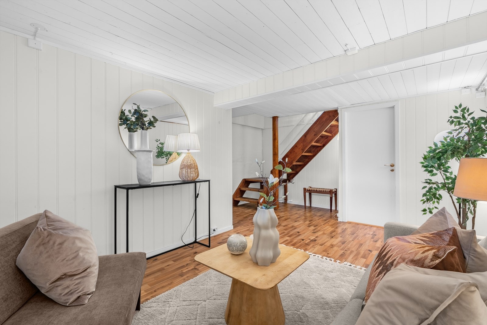 I dag er store deler av kjelleren benyttet som kjellerstue Galleribilde