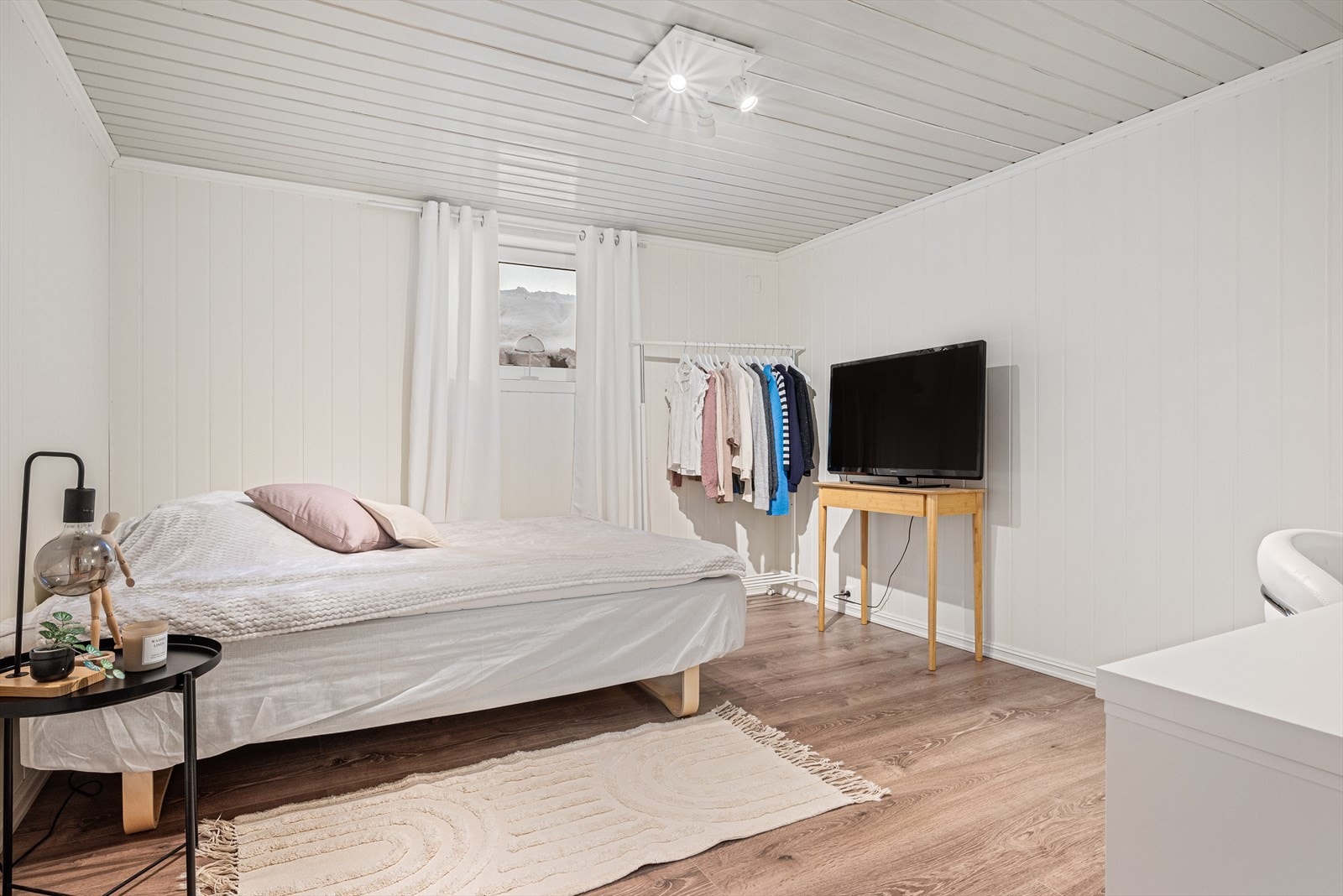 Soverom i kjeller Galleribilde