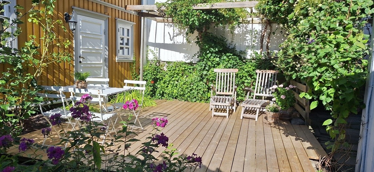 Uteplassen Galleribilde