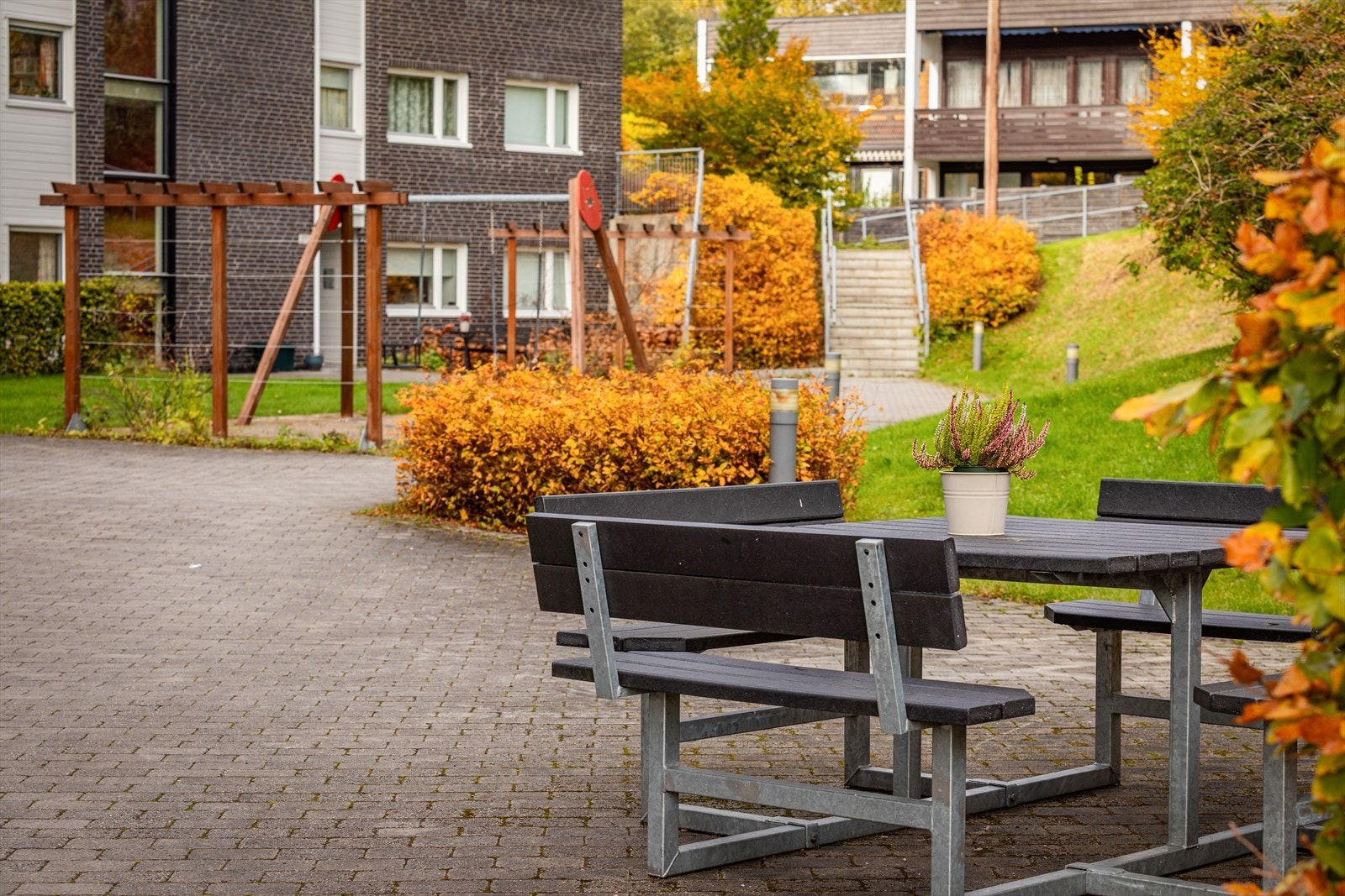 Felles sittegrupper er tilgjengelig for beboerne. Galleribilde