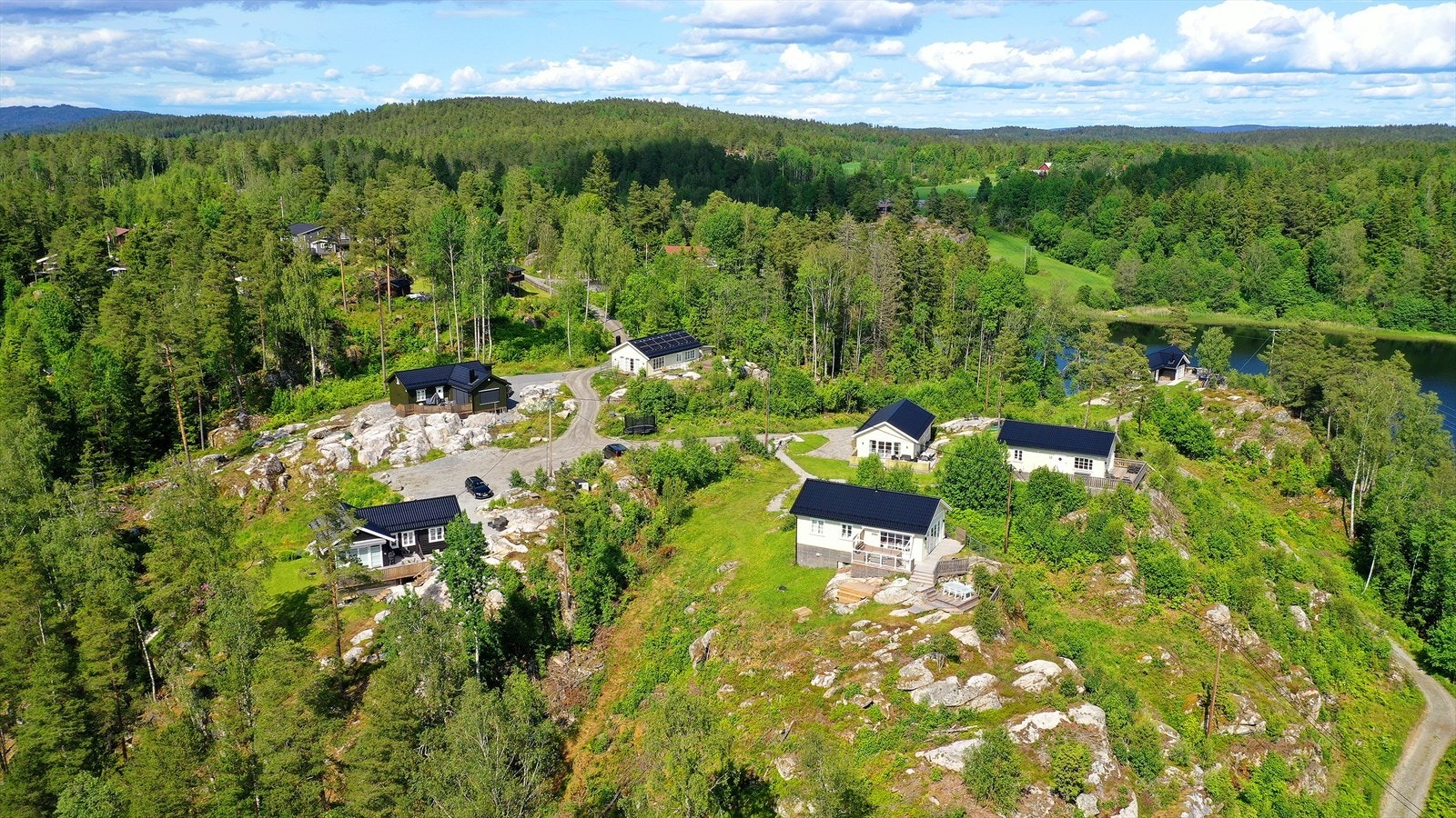 Et nyere område i idylliske omgivelser. Dette er et hyggelig område å bruke året rundt! Galleribilde
