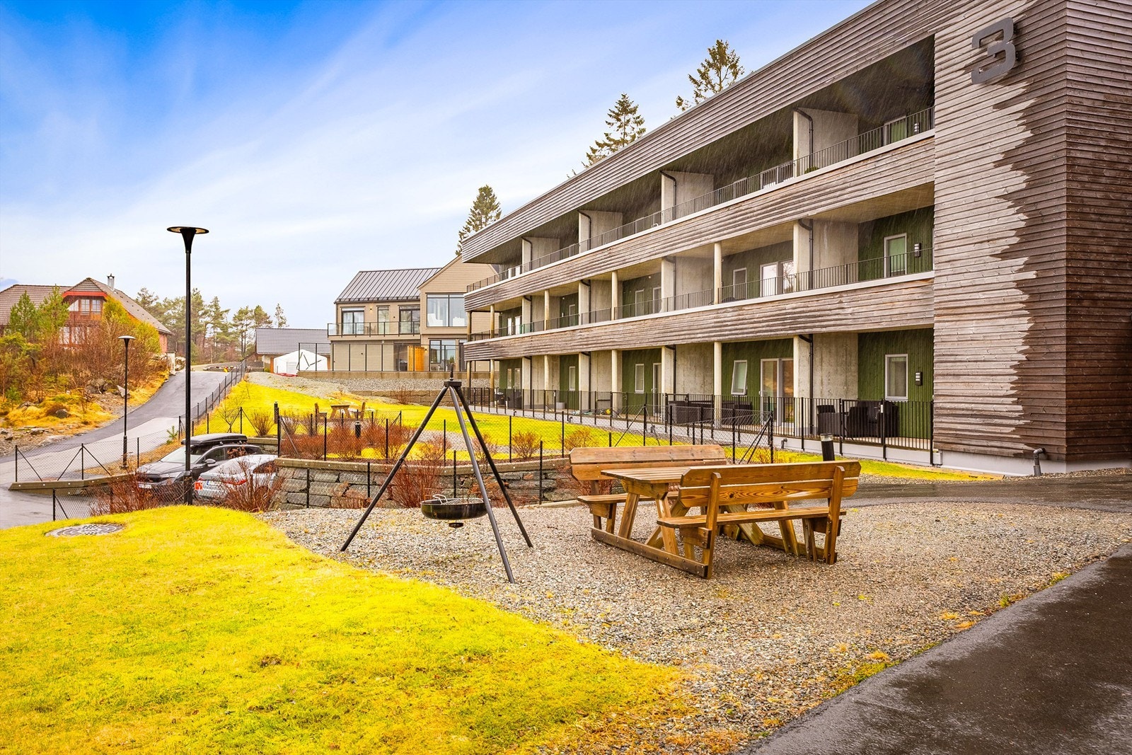 - Det er også fine fellesarealer på tomten - Galleribilde