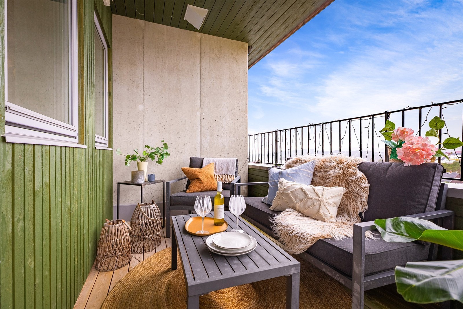 - Elektrisk stråleovn på altanen medfølger - Galleribilde