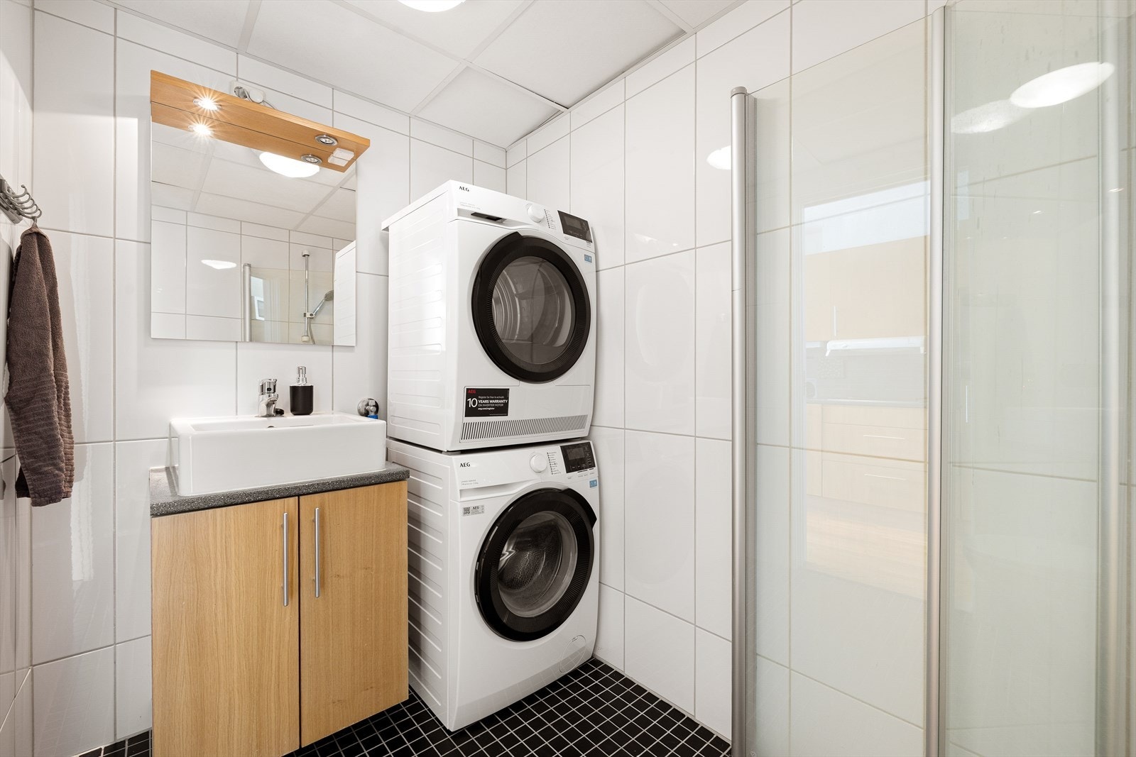 Det er også opplegg for vaskemaskin på badet. Galleribilde