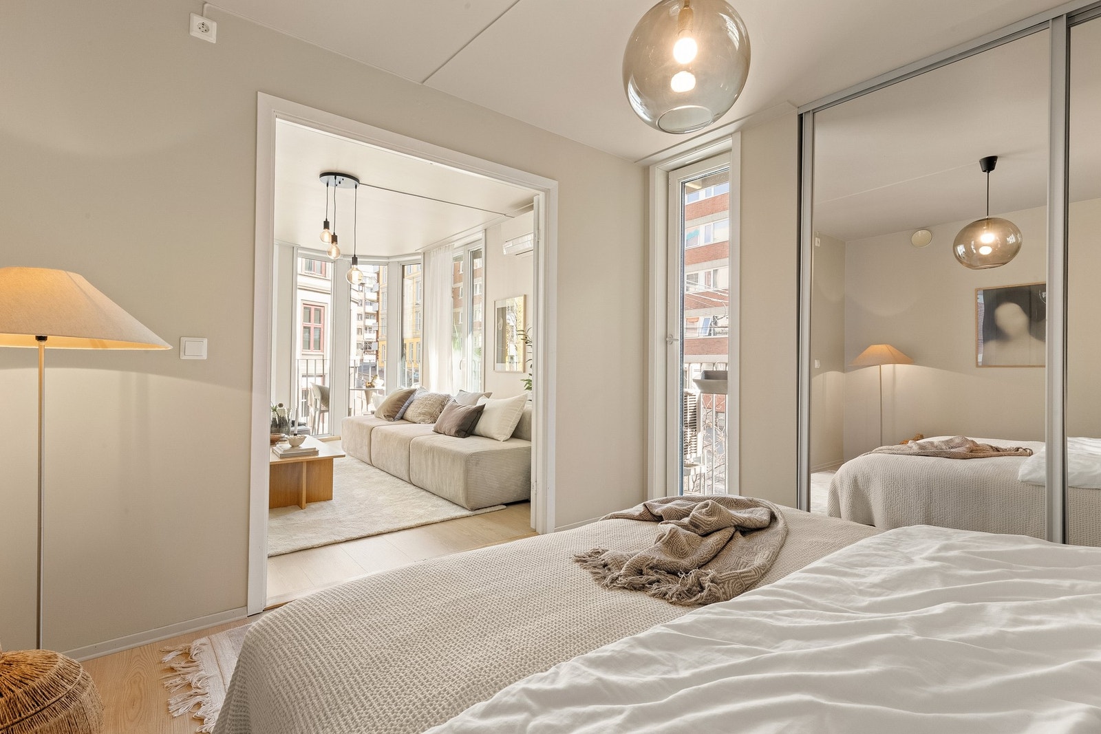 Også her har du utgang til leilighetens balkong. Galleribilde