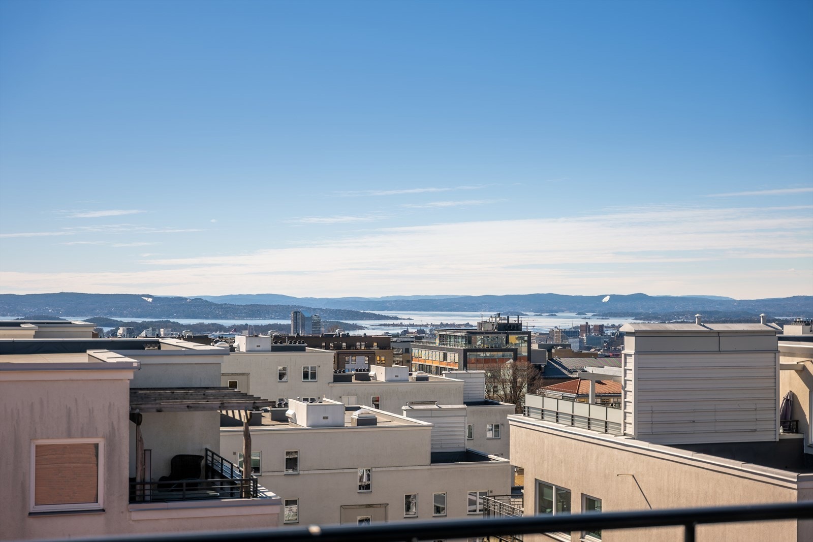 Her får du en storslått utsikt over Oslo som virkelig må oppleves. Velkommen til visning! Galleribilde