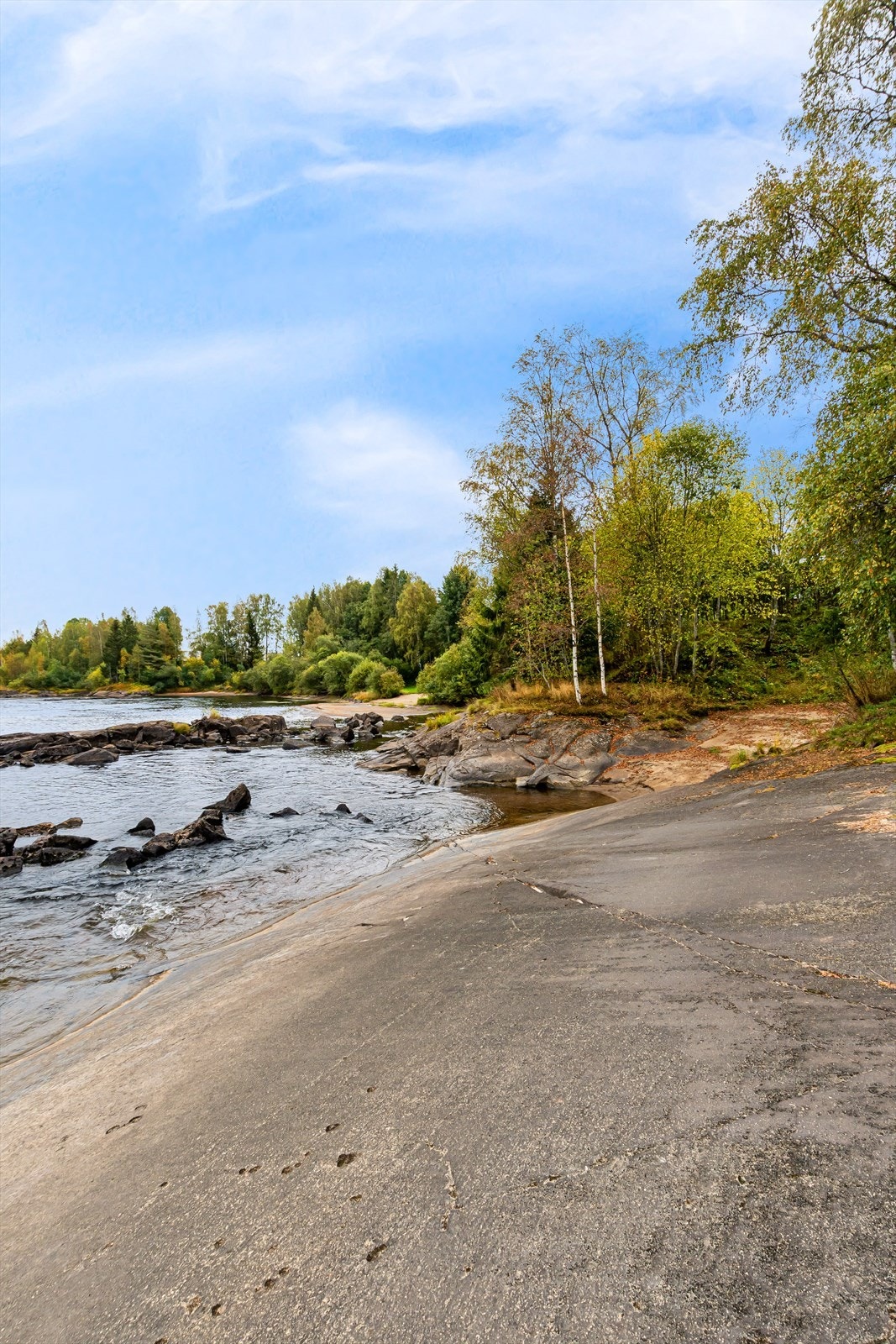 Her er det bare å ta med fiskestang og termos for en avslappende stund! Galleribilde