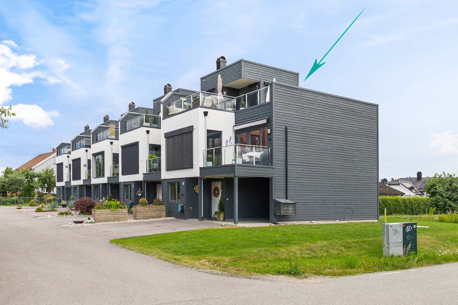 Fasade og inngangsparti Galleribilde