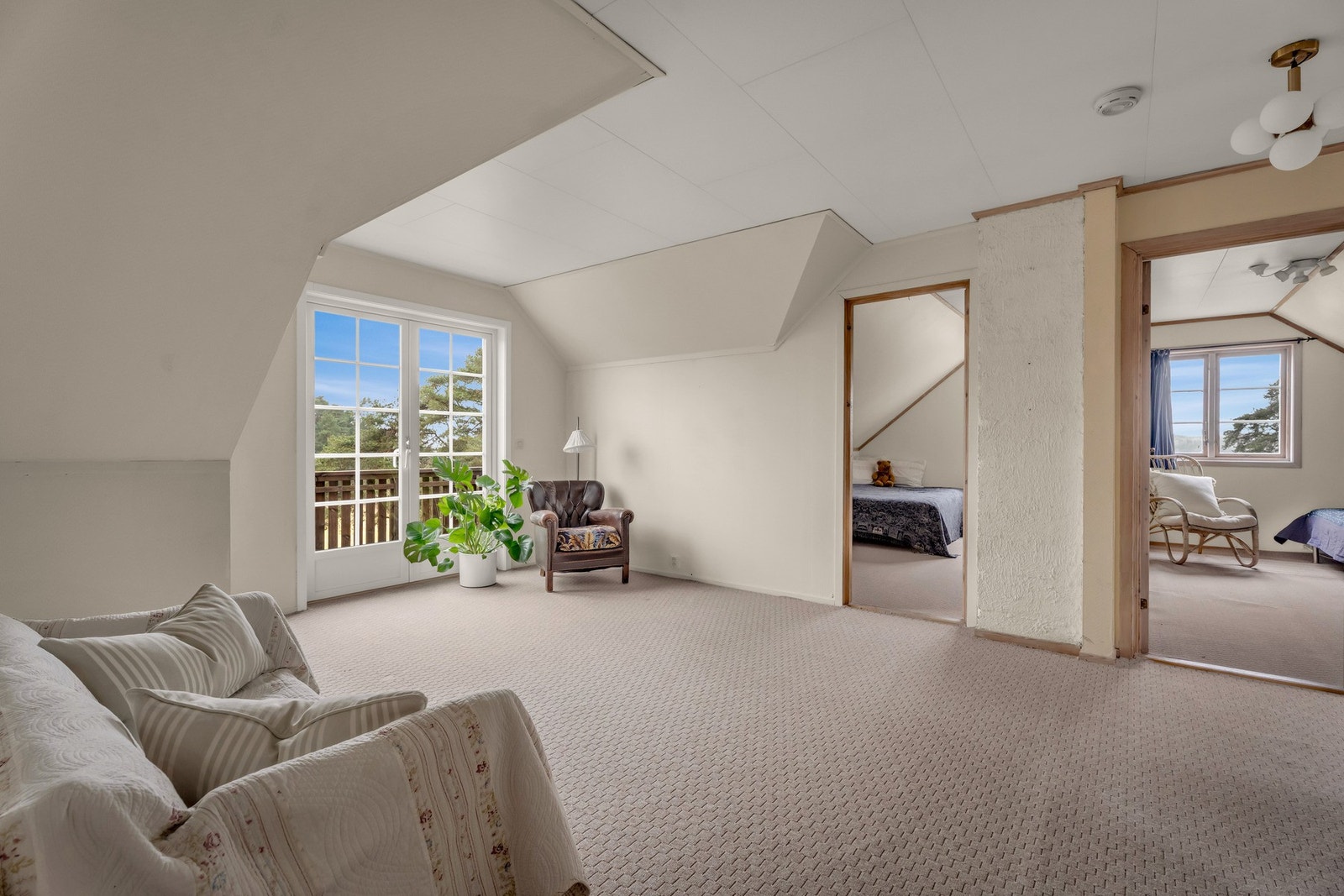 Stuen i 2. etasje er på ca 20 kvadrat. Galleribilde