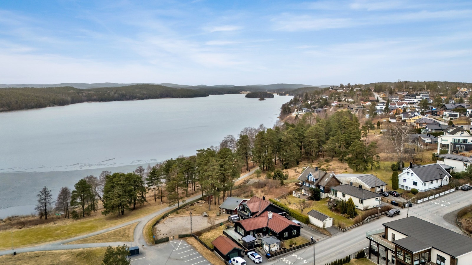 En romslig enebolig med godt potensiale for familien. Velkommen til visning. Galleribilde