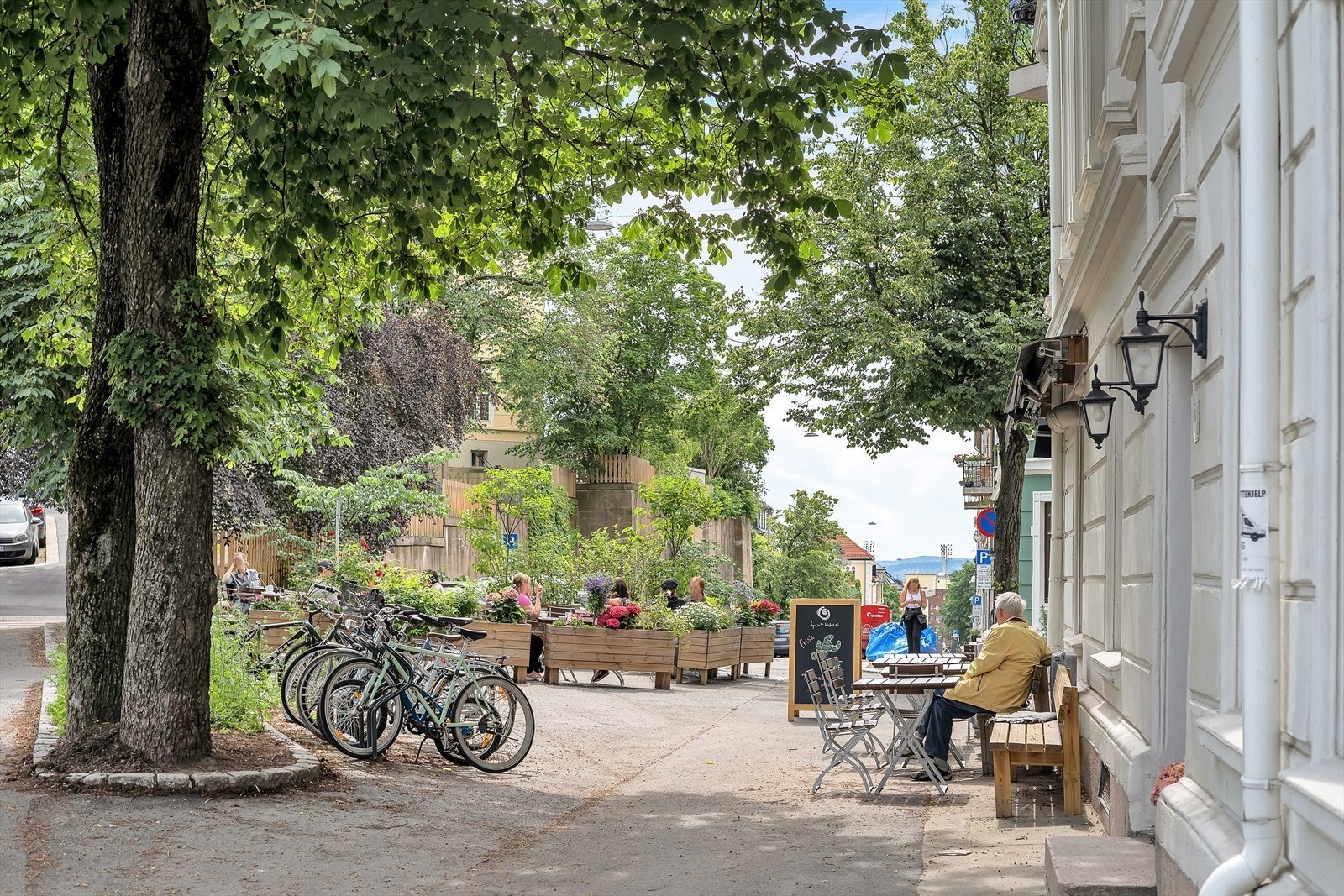 Dette er det perfekte stedet for deg som ønsker å bo sentralt med det meste Oslo har å tilby rett utenfor døren! Galleribilde