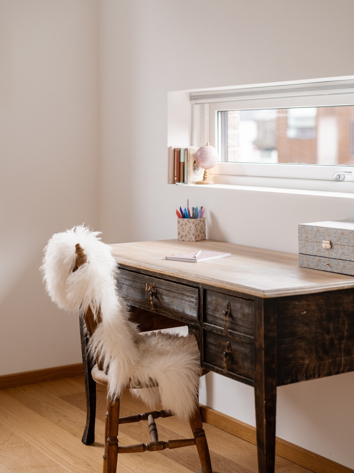 Kontorhjørne på soverom 2. Galleribilde