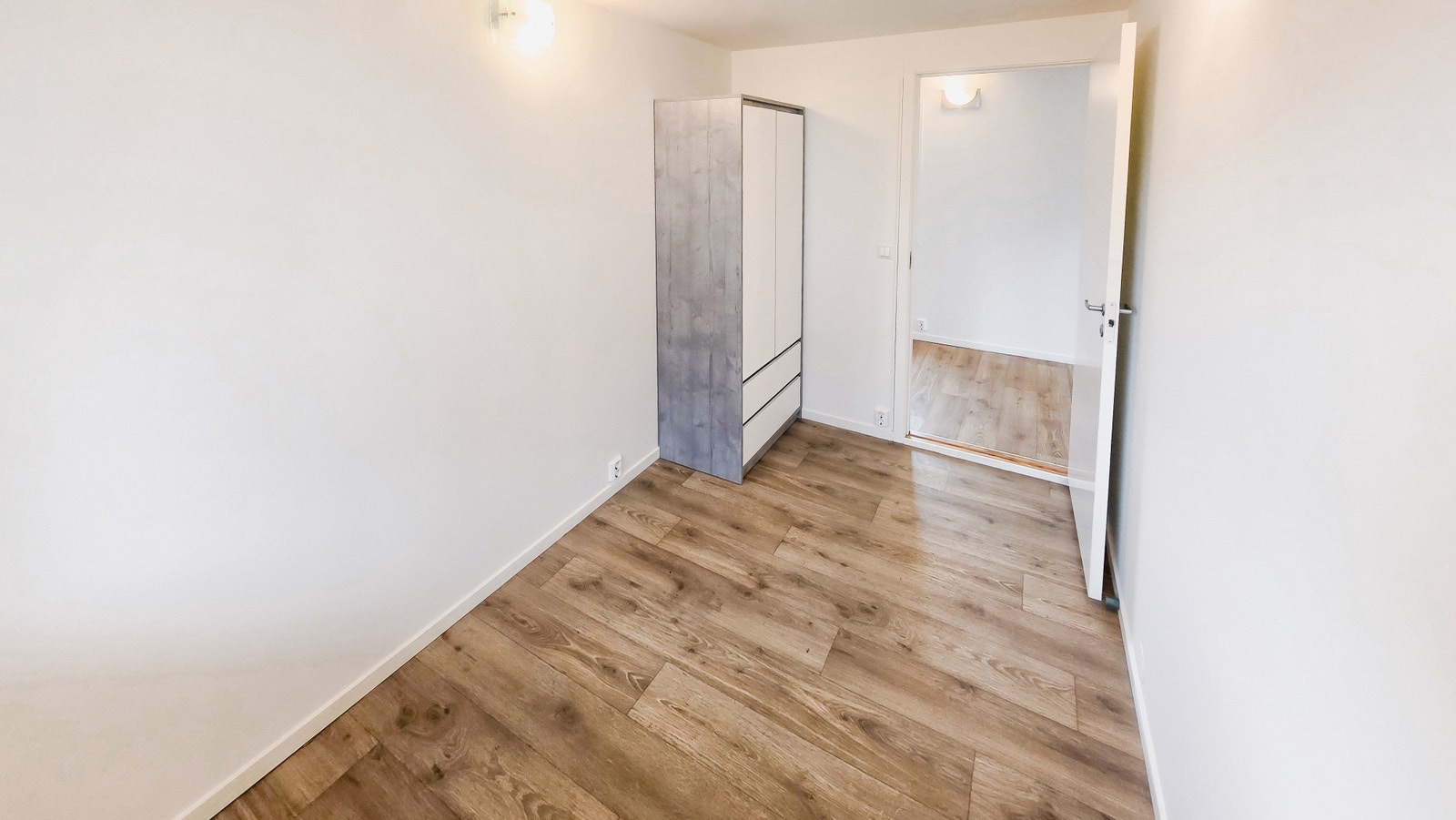 Sov 1 Motsatt Galleribilde