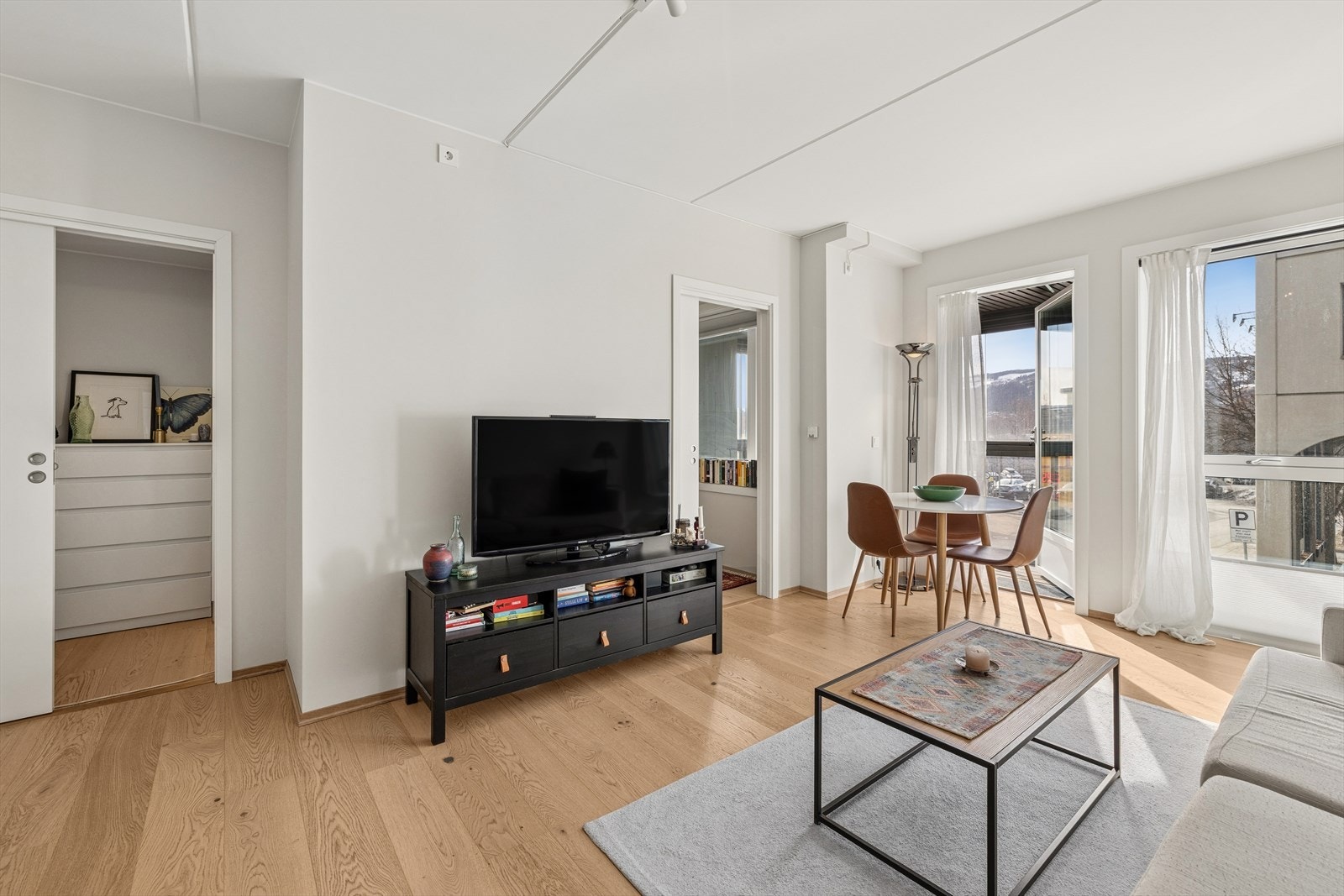 Balansert ventilasjon sikrer et sunt og godt inneklima i hele leiligheten. Galleribilde