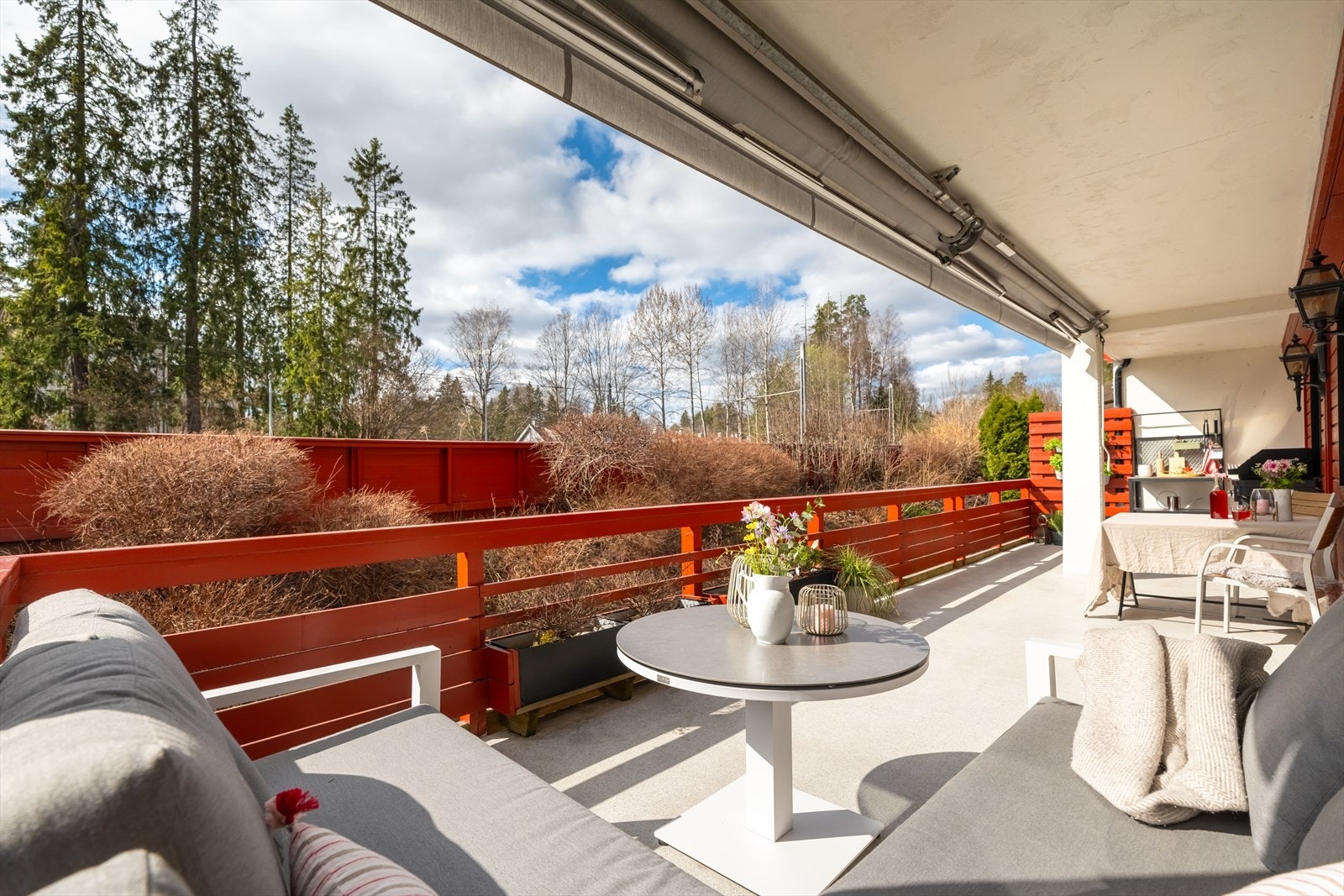 Stor terrasse på 27 kvm Galleribilde