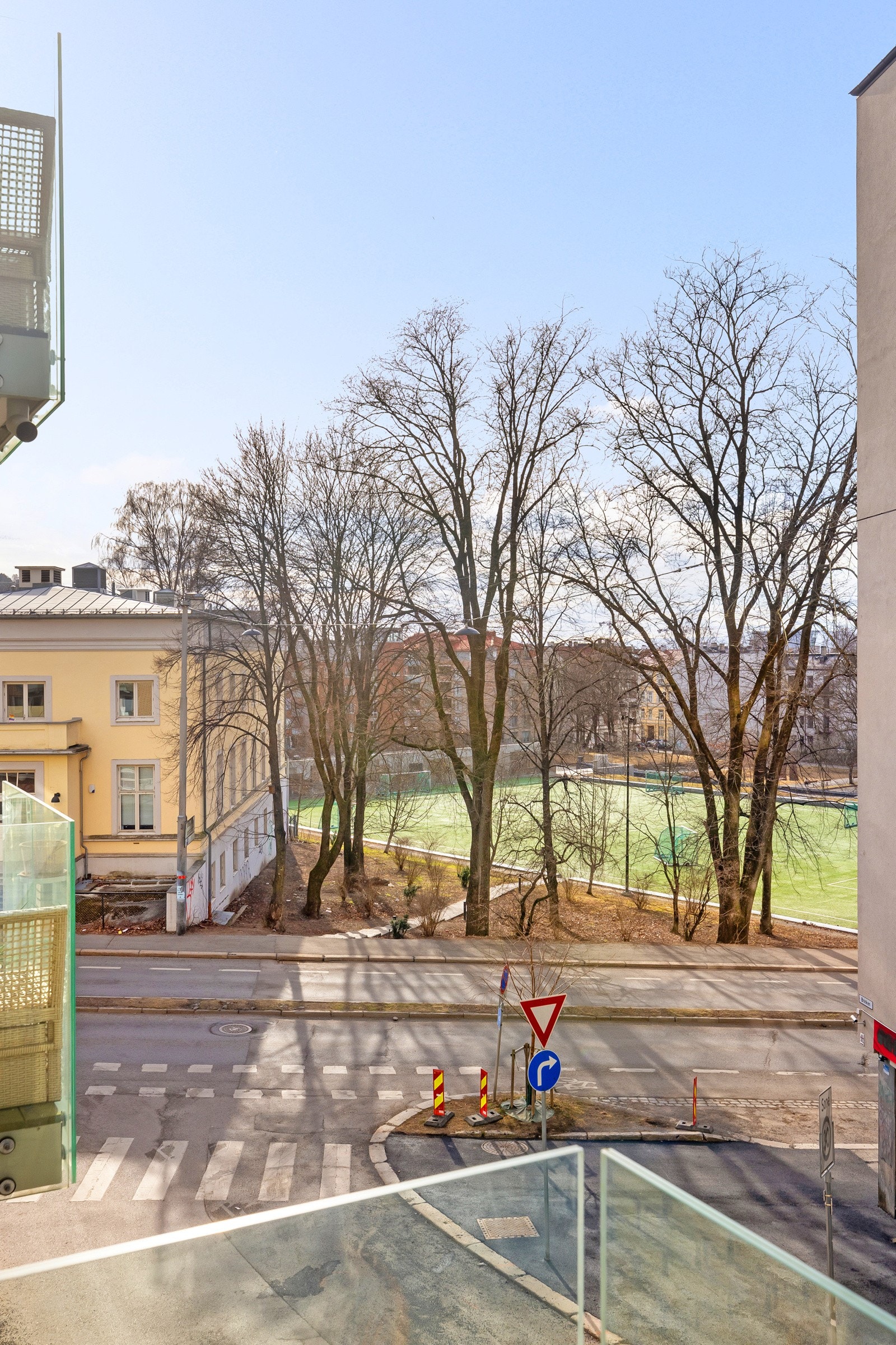 Hyggelig utsyn mot Klosterenga Park. Galleribilde