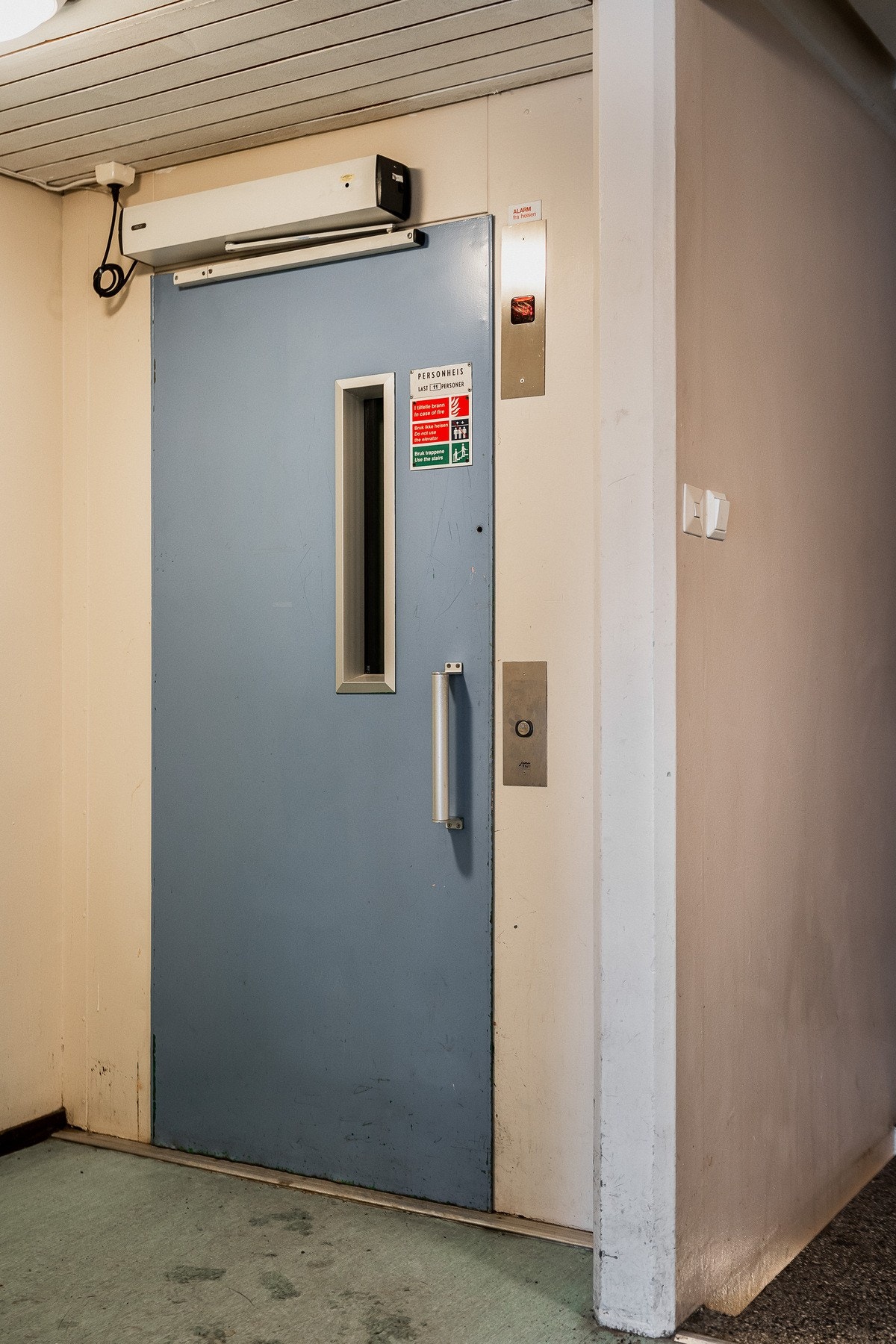 Bygget har heist, med enkel adkomst til leiligheten og praktiske fellesløsninger for beboerne. Galleribilde
