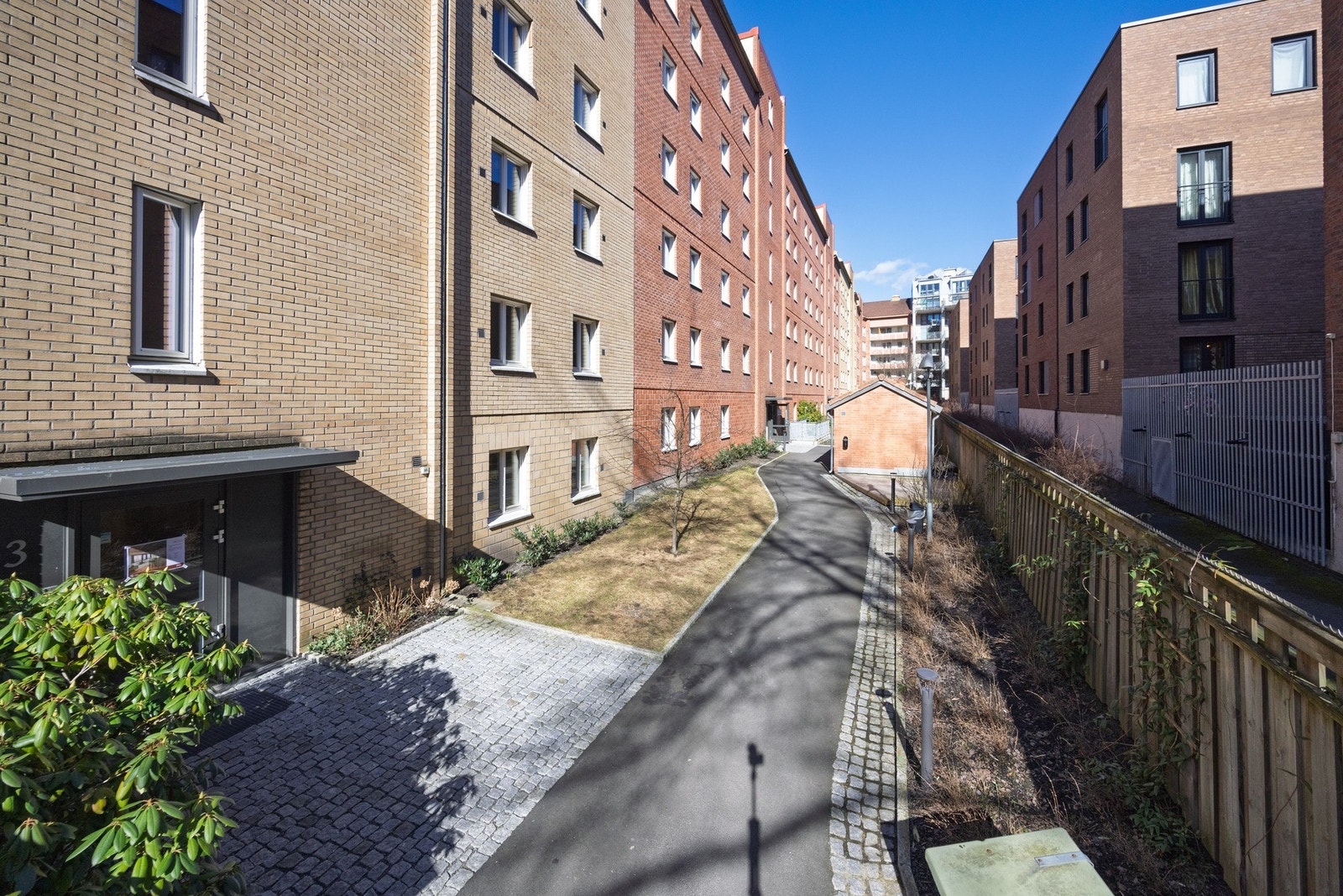 Mulighet for leie av garasje i byggets garasjeanlegg ved ledighet. Galleribilde