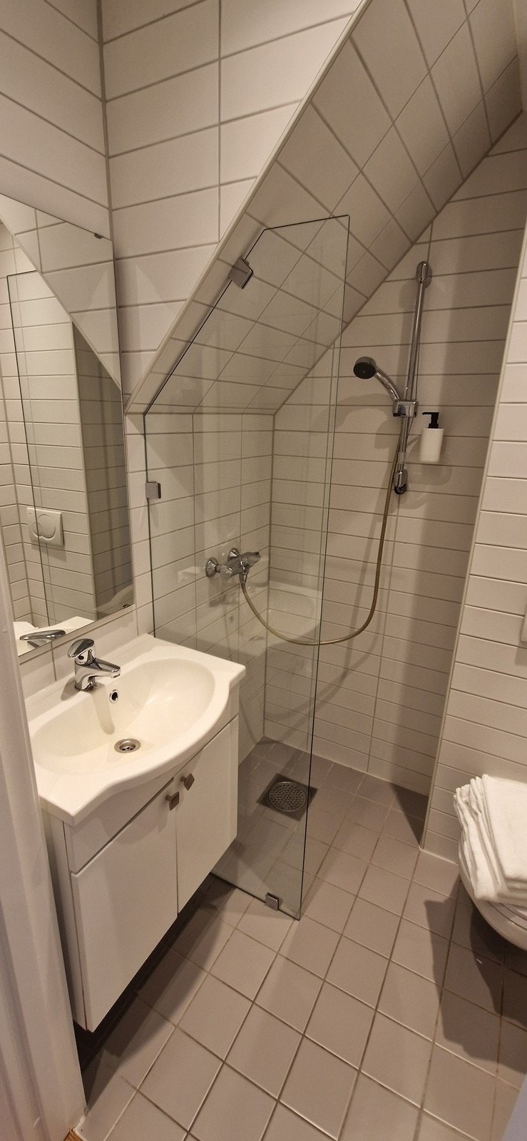 Opplegg til vaskemaskin på bad. Galleribilde