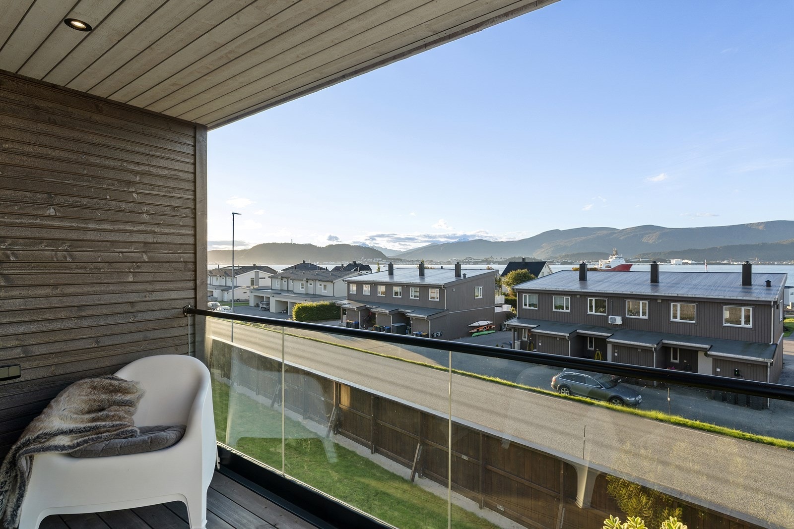 Solen får du tidlig om morgenen året rundt. Galleribilde