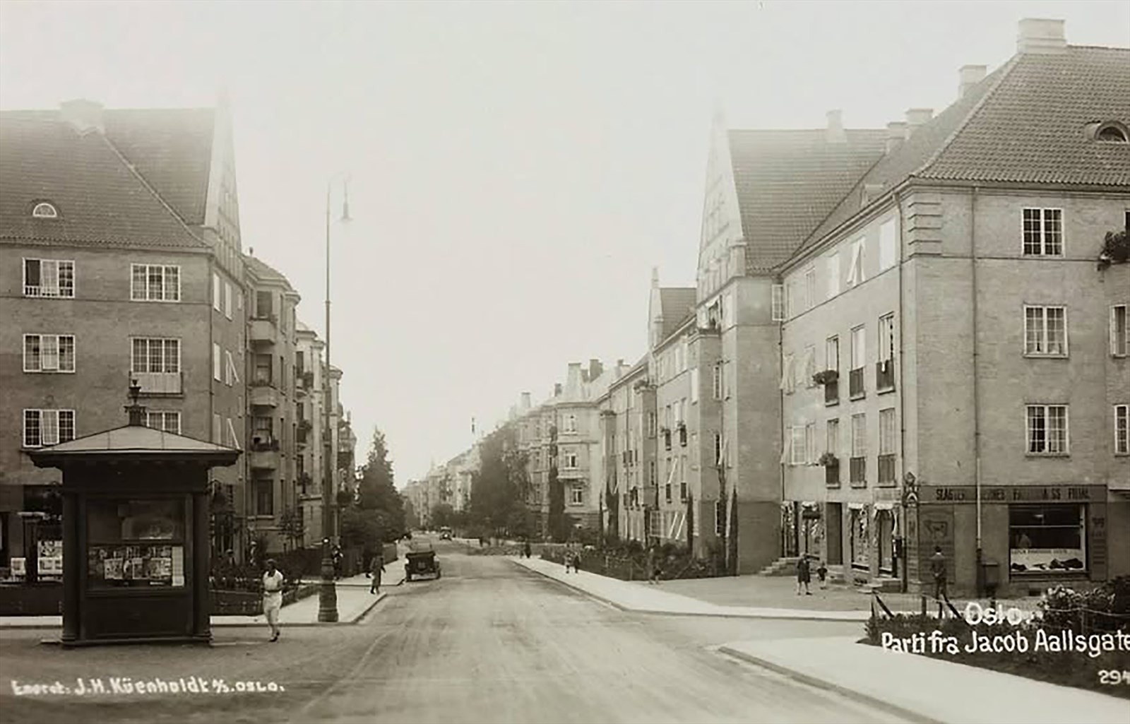 Populære Jessenløkken, som ble tegnet av Harald Hals og stod ferdig i 1922. Foto Nasjonalbiblioteket. Galleribilde