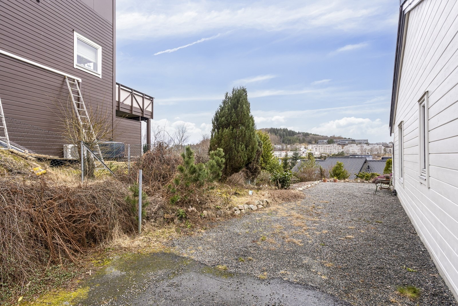 Uteområde langs boligen Galleribilde