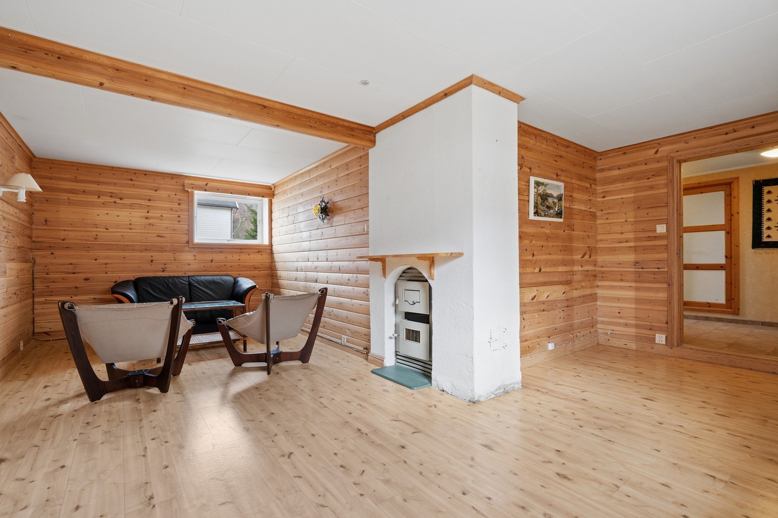 Deler av kjellerstue. Galleribilde