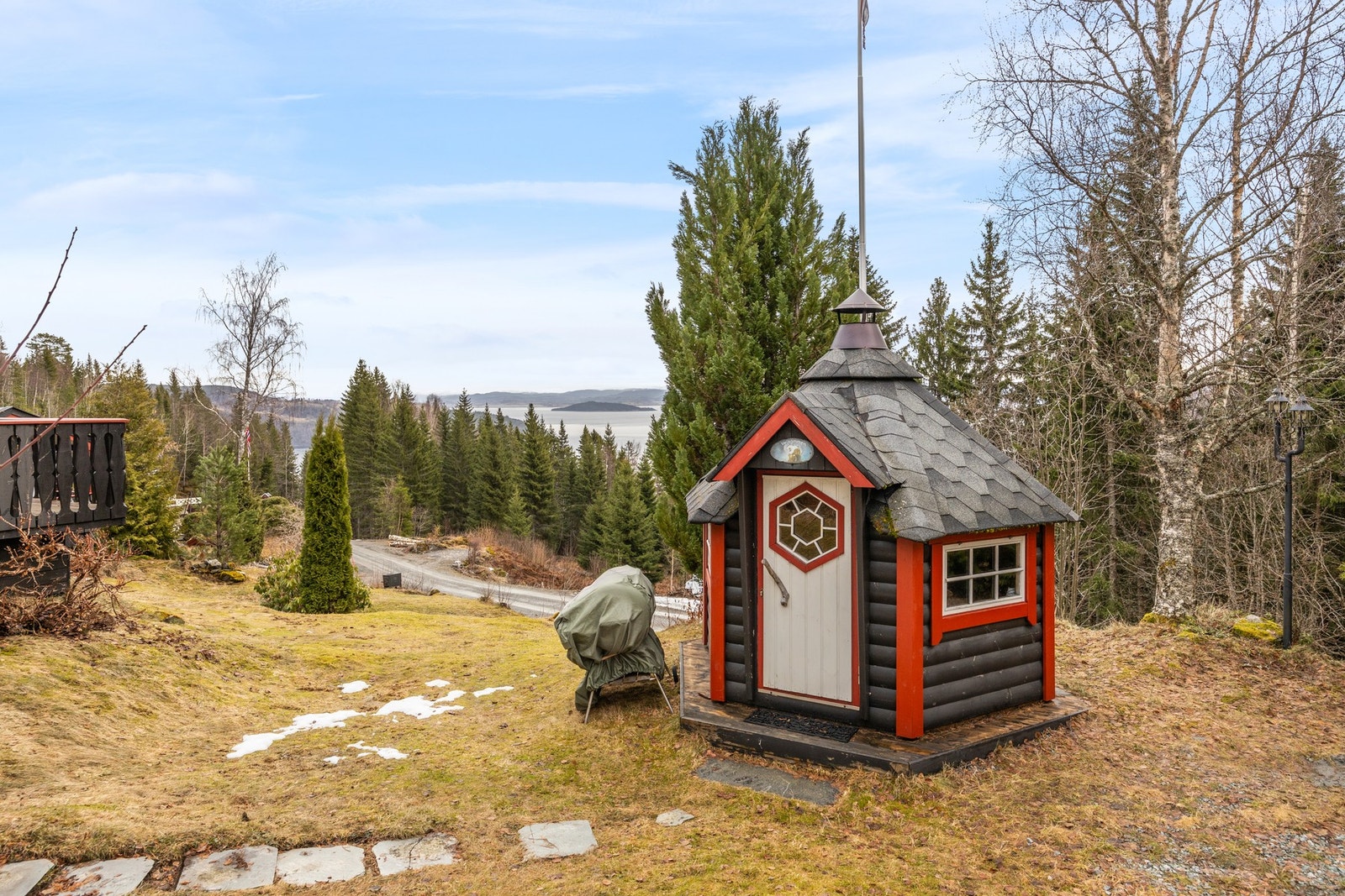 Sjarmerende grillhus Galleribilde