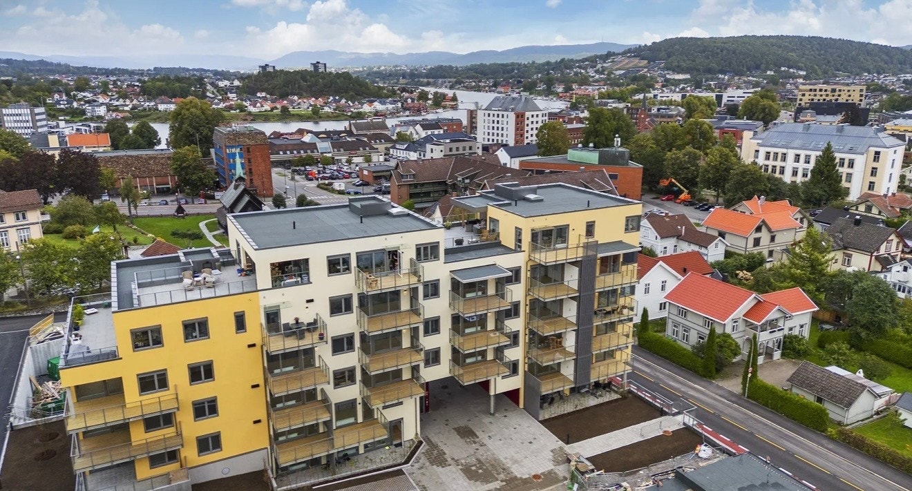Enkel adkomst med heis fra bakkeplan eller garasjekjeller Galleribilde