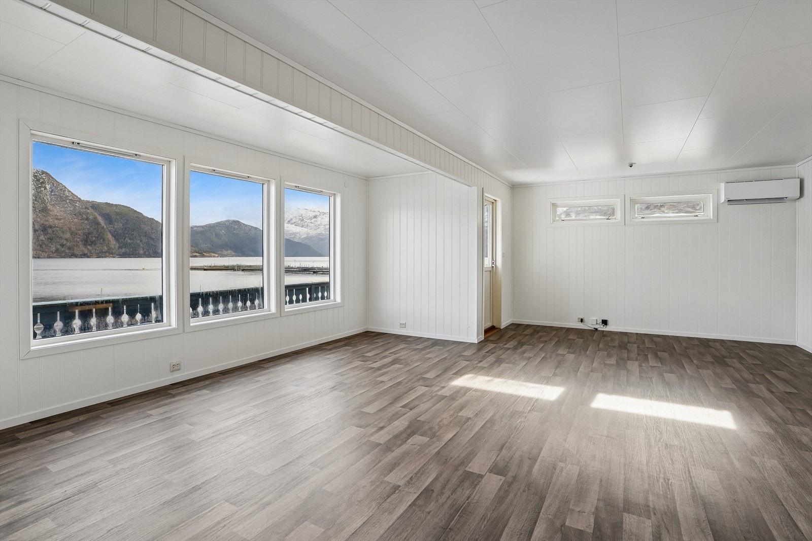 Overflatene i stova vart oppgraderte i 2025. Galleribilde