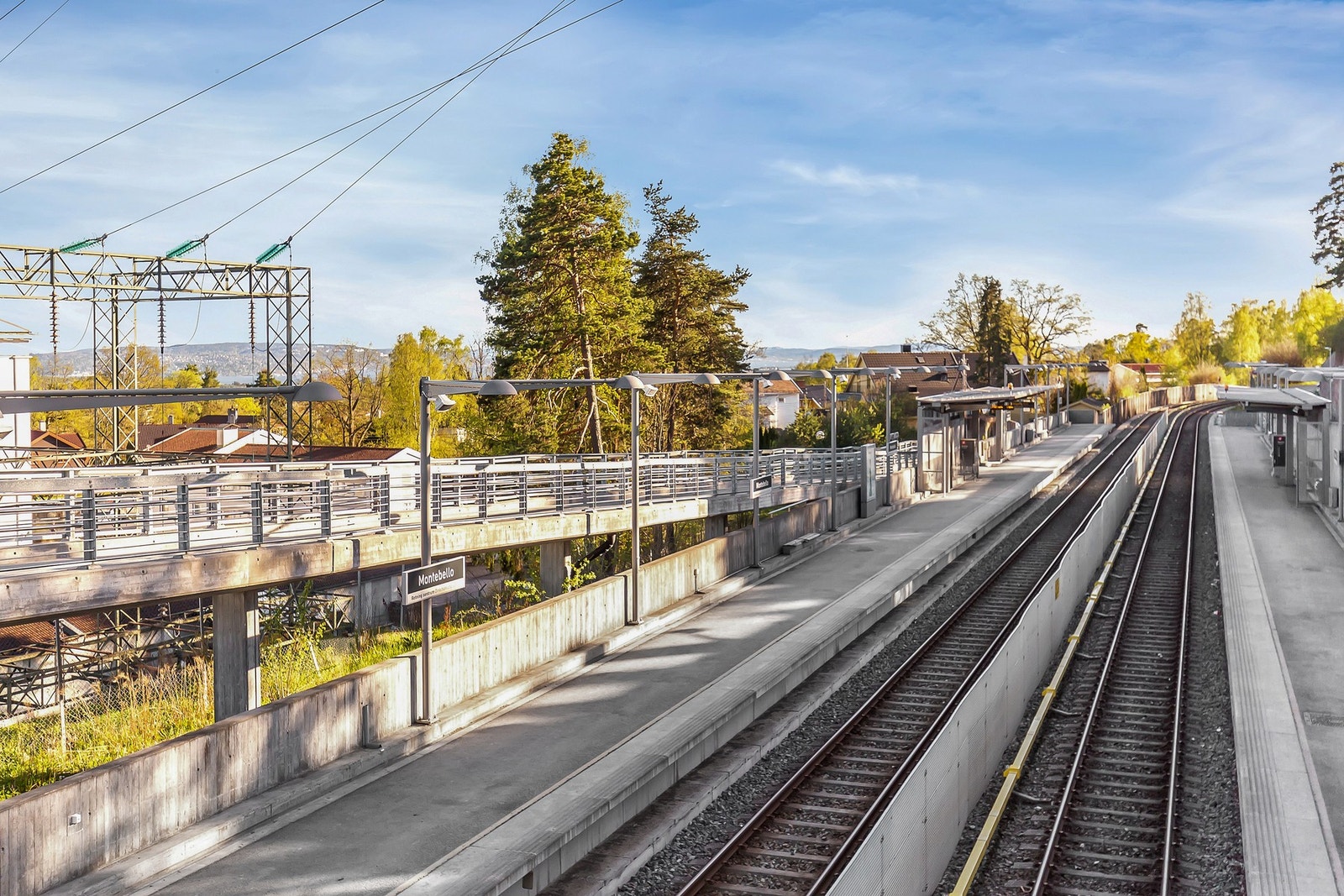 Kort gangavstand til Montebello T-banestasjon - kun 6-7 minutter til Majorstuen Galleribilde