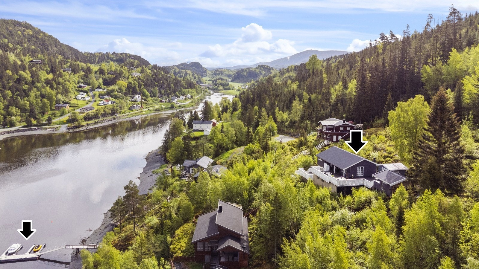Velkommen til Seiberget 141. En idyllisk fritidseiendom med flott utsikt over Hoplafjorden. Galleribilde