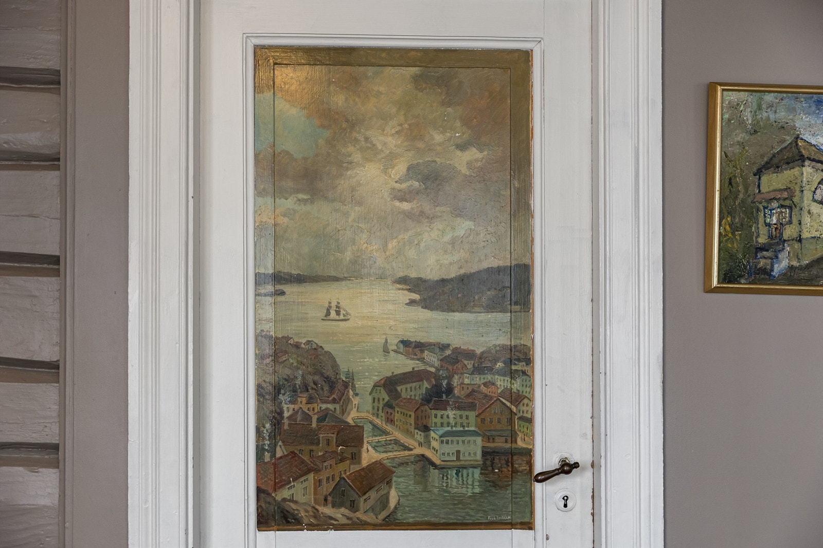 Disse dørene formidler en sjelden kombinasjon av kulturarv og hjemlig atmosfære. Galleribilde
