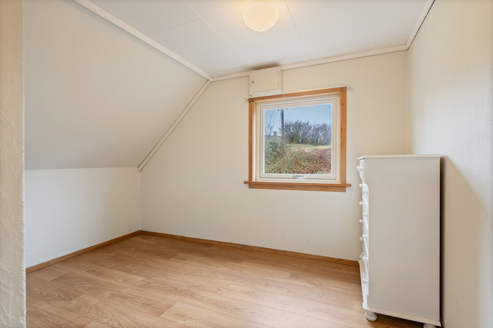 På loftet er det 3 soverom Galleribilde