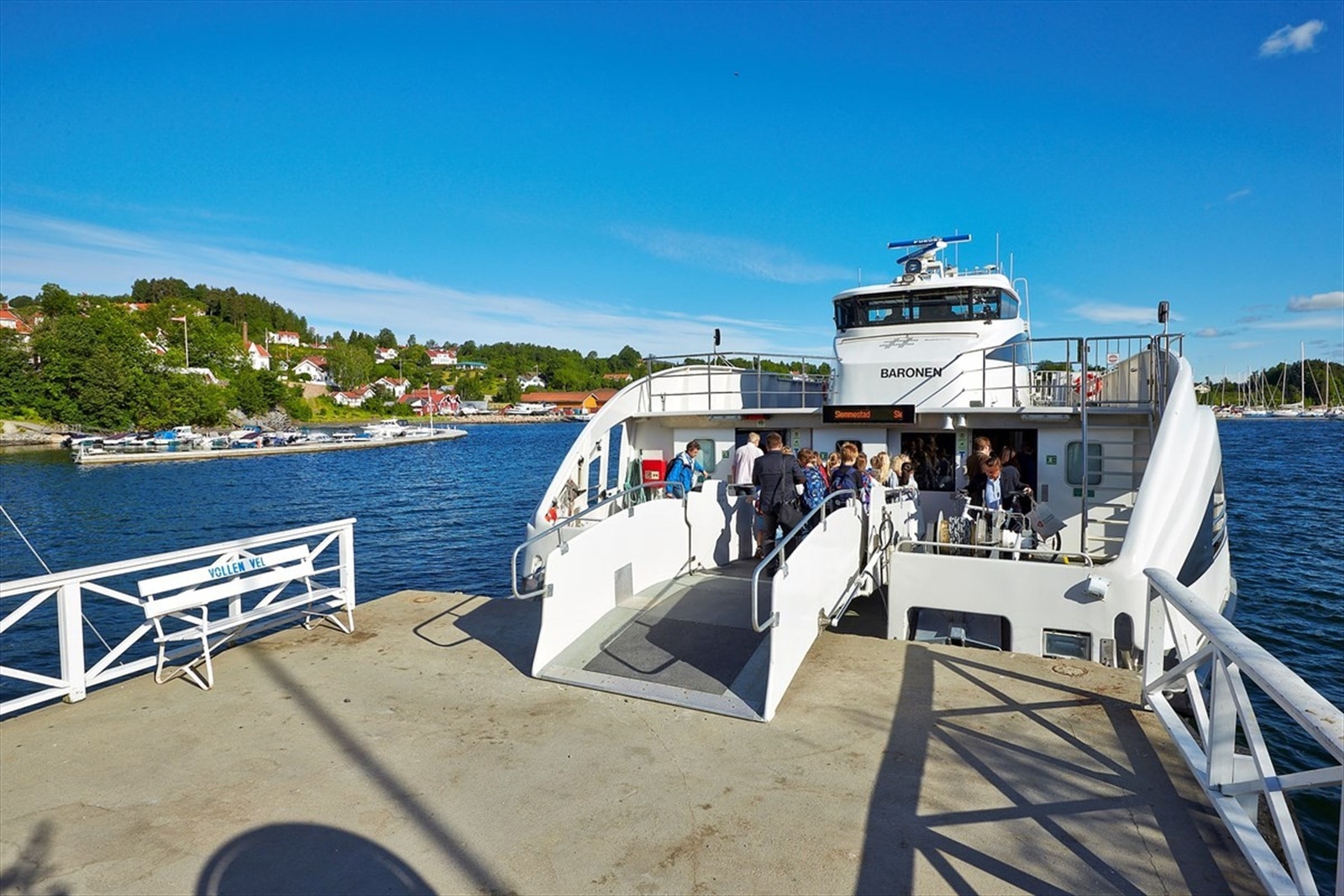 Vollen hurtigbåt til Aker brygge Galleribilde